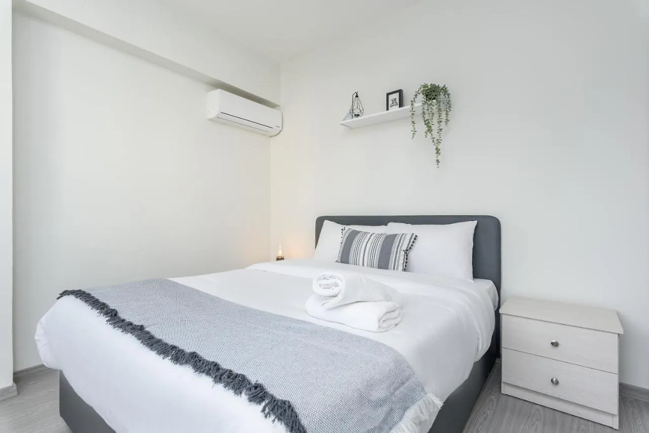 Apartment Amore 2-Br Apt By Finikoudes Larnaka